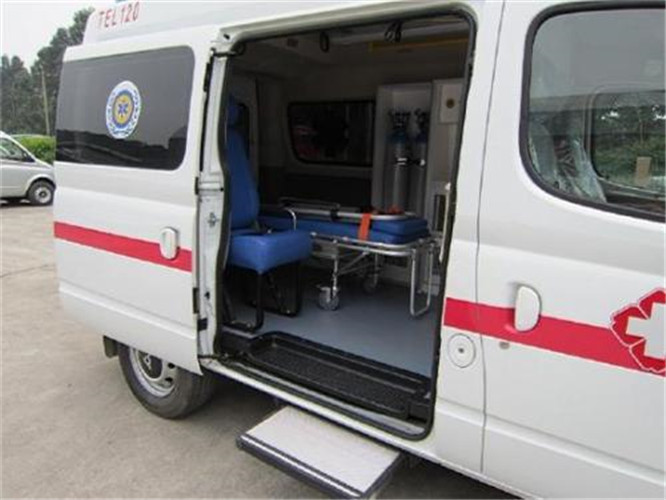 青秀救护车出租服务案例7